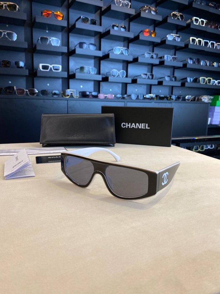Chanel Sunglasses - Görsel 2
