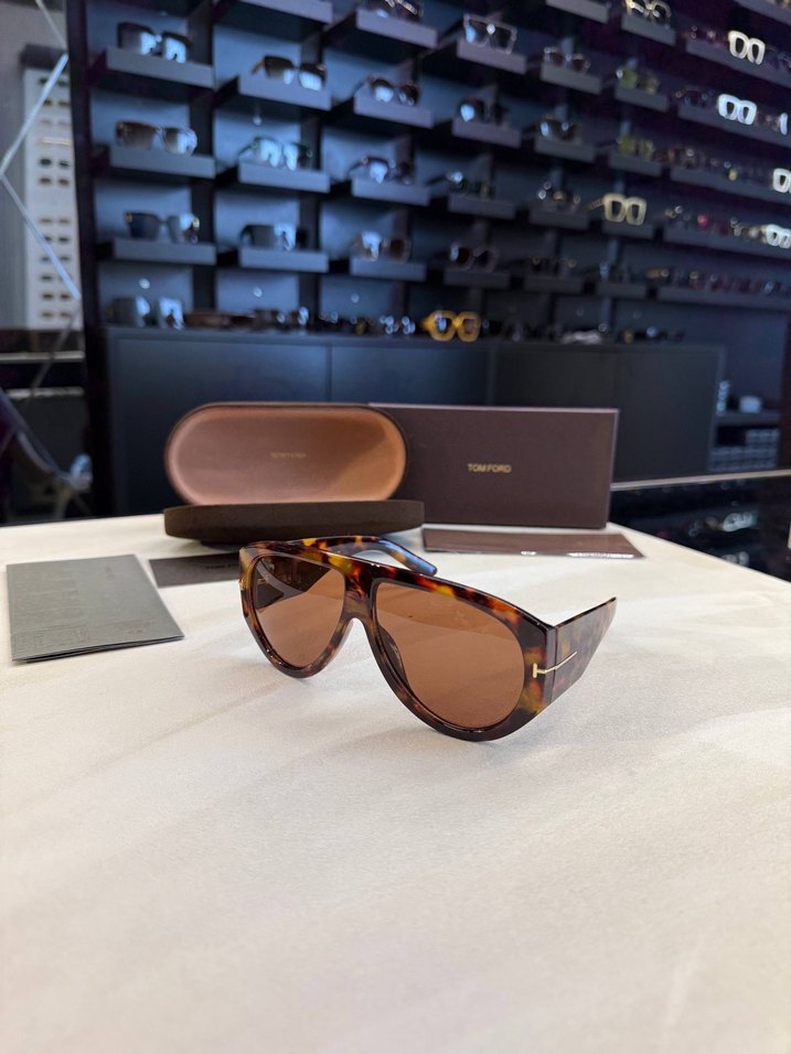 Tom Ford Sunglasses - Görsel 2