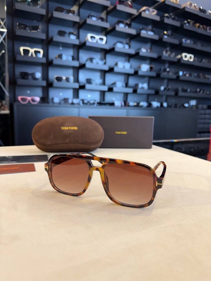 Tom Ford Sunglasses - Görsel 3