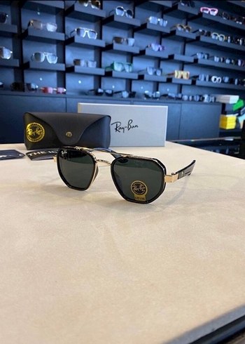 Ray Ban
