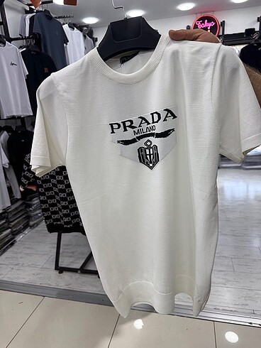 Prada Tshirt