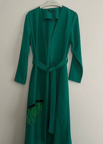 Uzun Yeşil Kadın Ceket Tüy Detaylı - Görsel 2