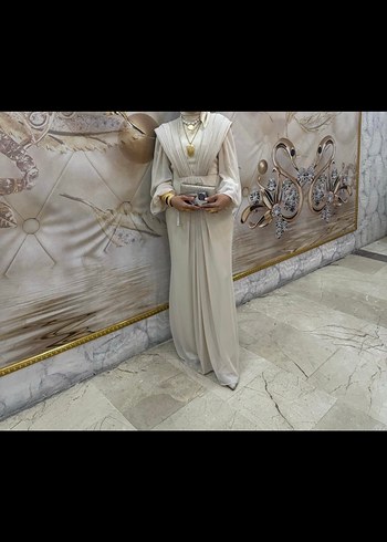 Uzun bej şifon lavin abiye - Görsel 2