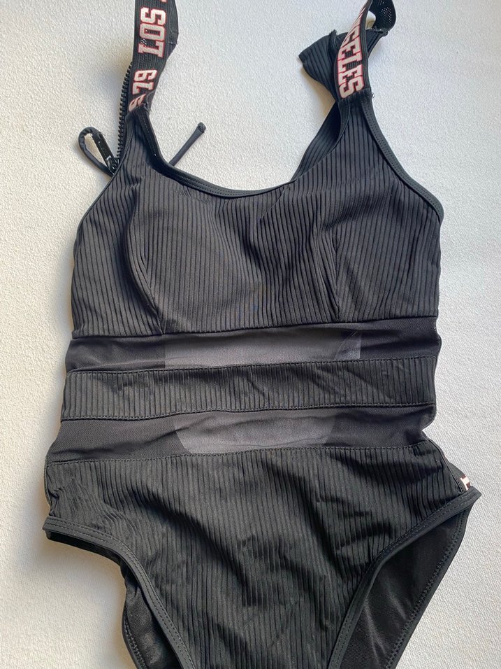 Siyah Kemer Detaylı Kadın Mayo - Görsel 2