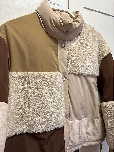 xs Beden Bershka Mont