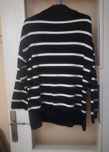 Siyah Beyaz Çizgili Örgü Kadın Kazak - Görsel 2