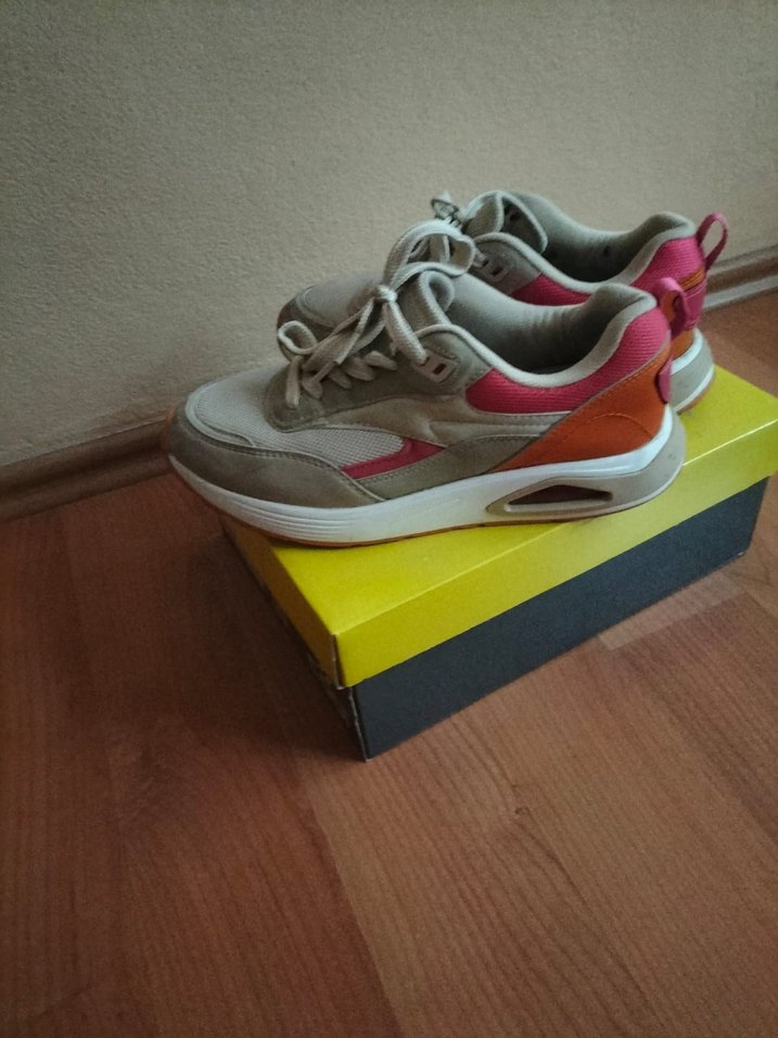 Gri Kadın Spor Ayakkabı - Görsel 4