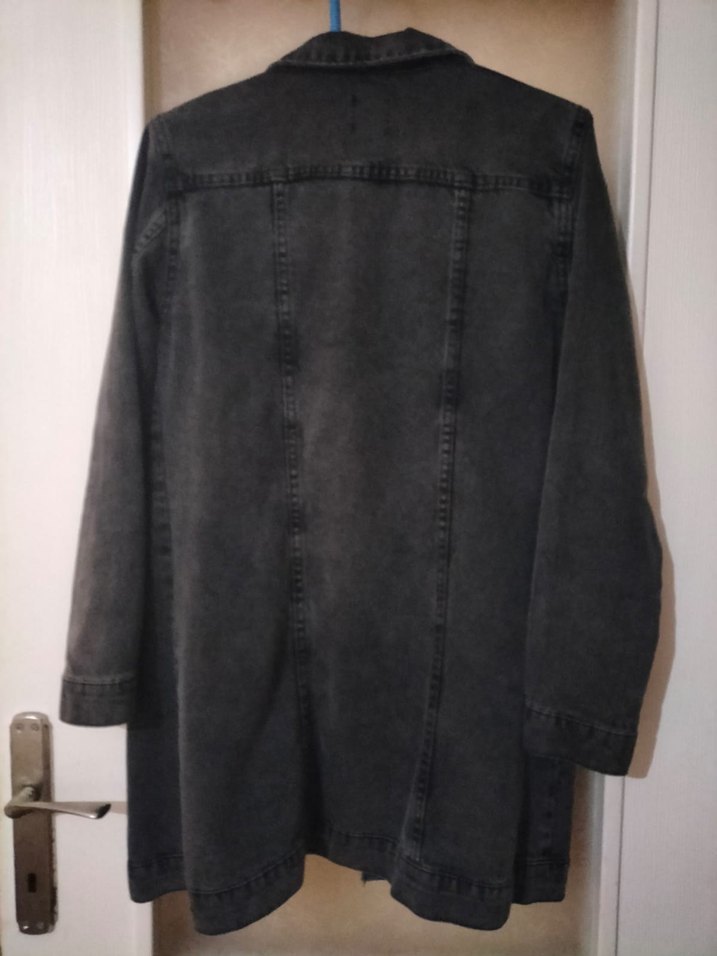 Siyah Uzun Kadın Kot Ceket - Görsel 3