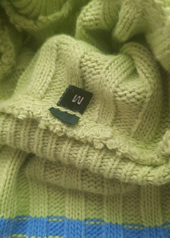 Yeşil Boğazlı Triko Kazak - Görsel 8