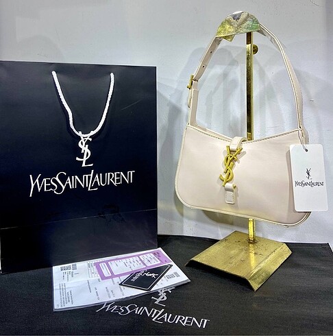 Beden Yves Saint Laurent