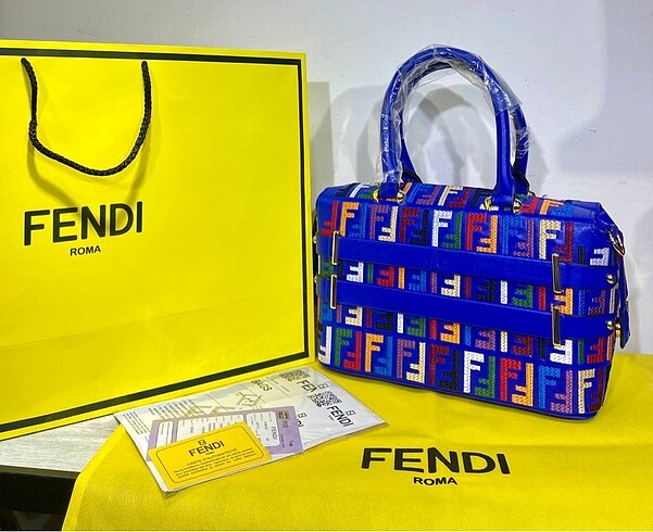 Fendi Fendi Kol Çantası