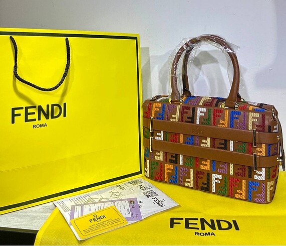 Fendi Kol Çantası - Görsel 8