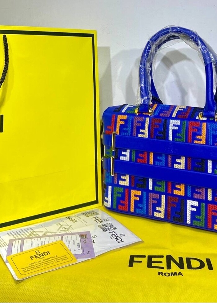Fendi Kol Çantası - Görsel 2
