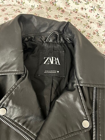 xs Beden Zara deri ceket