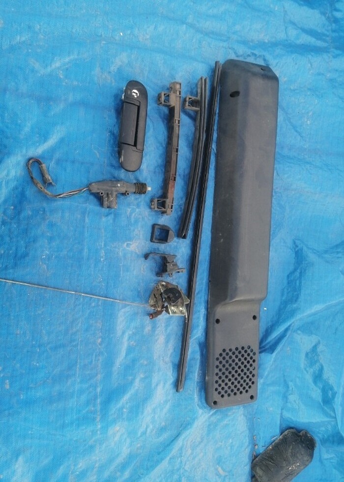 DOĞAN SOL ÖN KAPI İÇ AKSAMLARI - Görsel 2