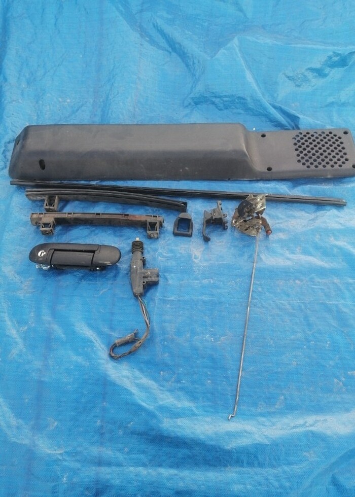 DOĞAN SOL ÖN KAPI İÇ AKSAMLARI - Görsel 3