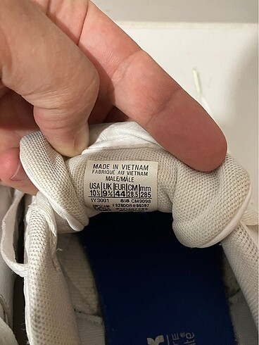 44 Beden beyaz Renk Reebok marka erkek spor ayakkabısı