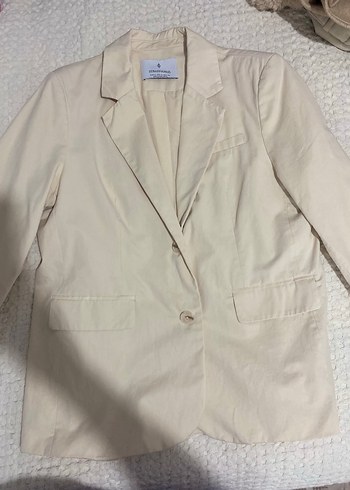 Stradivarius Düğmeli Beyaz Pamuklu Kadın Blazer