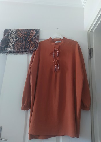 Püsküllü Kahverengi geniş kesim tunik