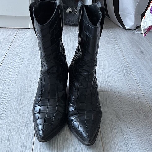 Elle Kovboy Çizme
