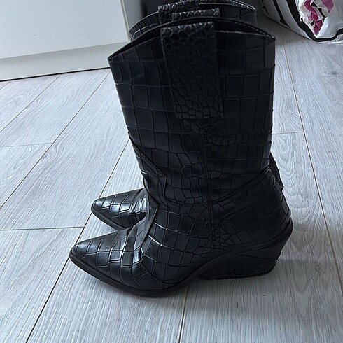 38 Beden siyah Renk Elle Kovboy Çizme