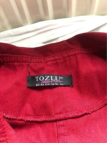 xl Beden bordo trençkot