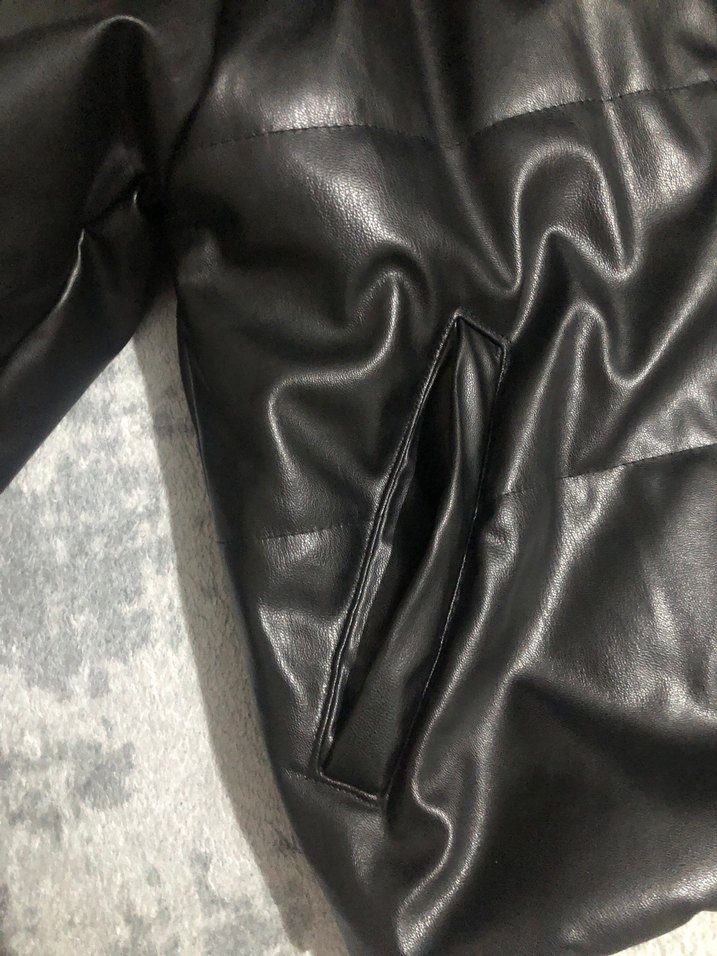Siyah Düğmeli Kadın Deri Ceket - Görsel 3