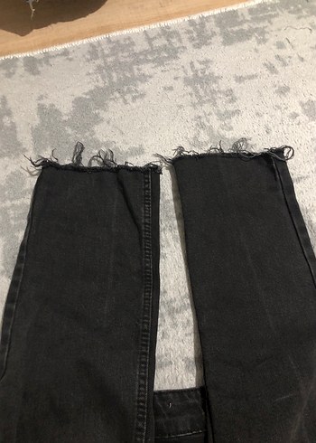 Zara Gri Midi Boy Fermuarlı Kadın Kot Pantolon - Görsel 4