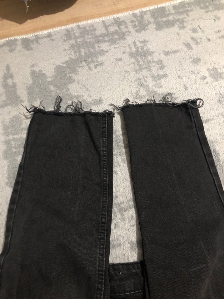 Zara Gri Midi Boy Fermuarlı Kadın Kot Pantolon - Görsel 4