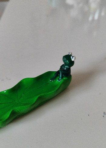 Yeşil Kurbağa Figürlü Dekoratif Tabakboy 12 cm en 3 cm - Görsel 2