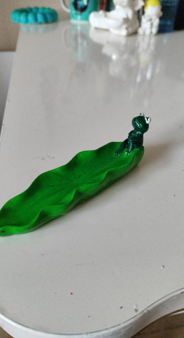 Yeşil Kurbağa Figürlü Dekoratif Tabakboy 12 cm en 3 cm - Görsel 3