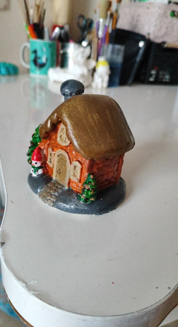 Renkli Minyatür Kahverengi Ev Biblosu - Görsel 3