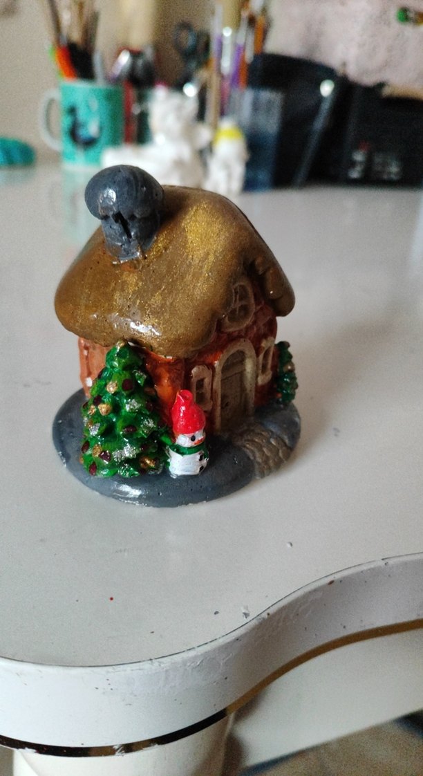 Renkli Minyatür Kahverengi Ev Biblosu - Görsel 2