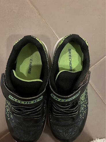 26 Beden Skechers cocuk spor ayakkabi