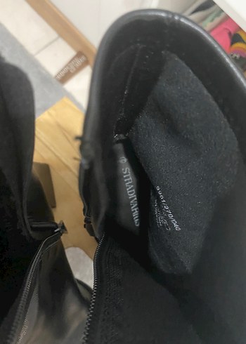 38 Beden Stradivarius Siyah Deri Topuklu Kadın Bot