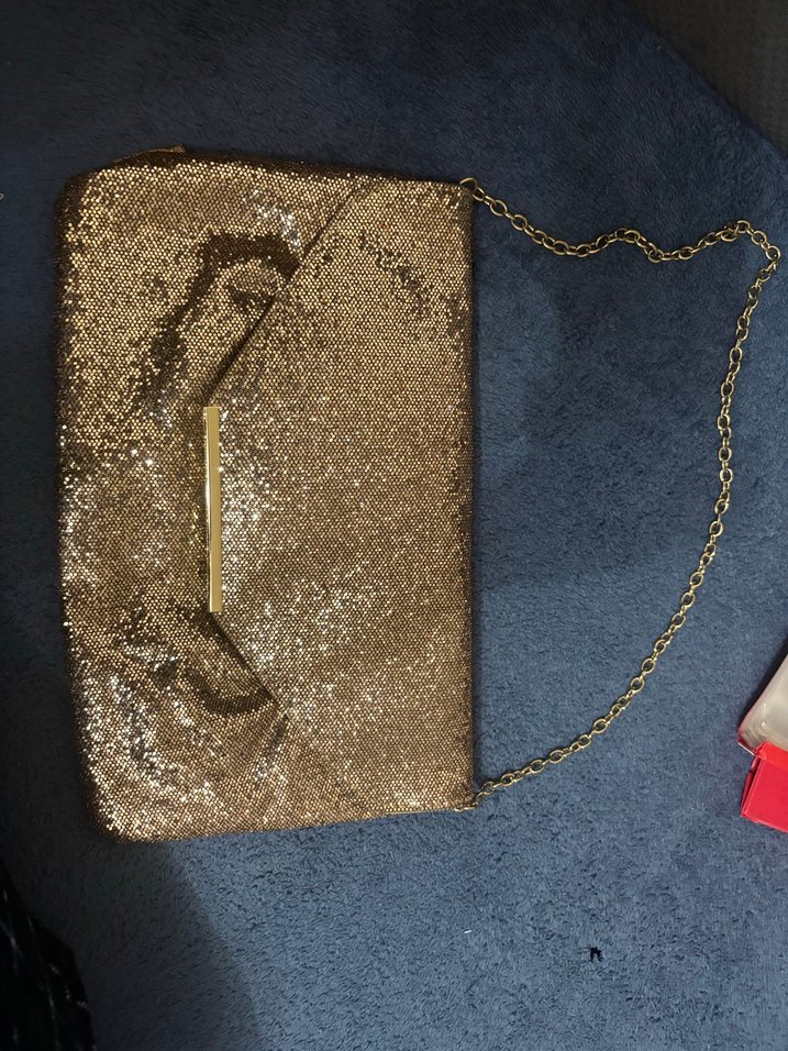 Altın Sarısı Parlak Pullu Kadın Çanta - Görsel 3