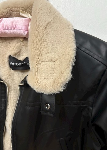 Kürklü Bej Detaylı Siyah Deri Ceket - Görsel 2