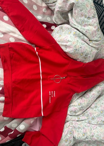 Kırmızı Fermuarlı Kadın Crop Sweatshirt - Görsel 2