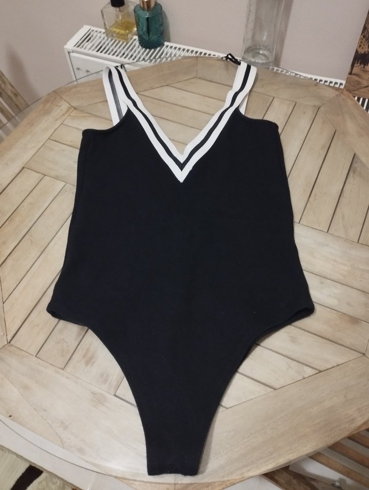 Siyah Çizgili İnce Askılı Kadın Mayo - Görsel 2