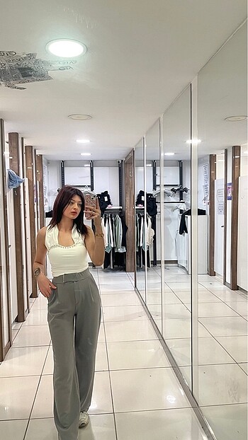 Beyaz bluz