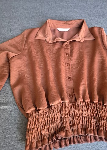 Taba rengi uzun kollu gömlek crop - Görsel 2