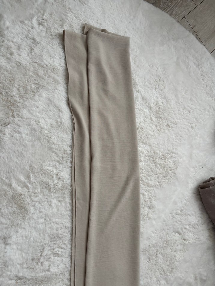 Bej Kadın Şal - Görsel 2