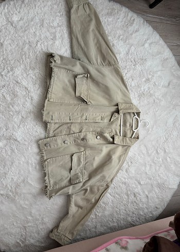 Eski sezon Pull&Bear kot ceket mint yeşili ton, oversize duruş