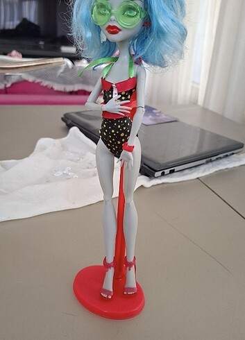 monster high ghoulia skull island