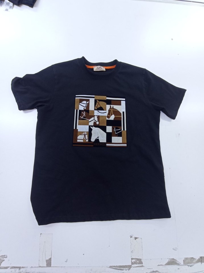 Erkek Siyah Grafik Baskılı Kısa Kollu Tişört - Görsel 2