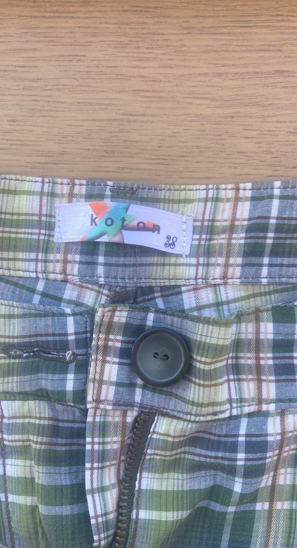 Düğmeli Yeşil Ekoseli Mini Şort - Görsel 2