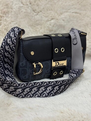 Beden Dior Yazı Detaylı Şık Omuz Çantası