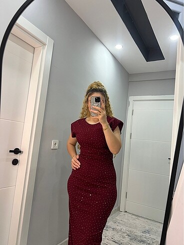 m Beden bordo Renk Taşlı elbise