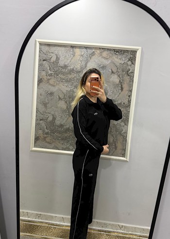 Siyah Yüksek Yakalı Kadın Eşofman Takımı - Görsel 4