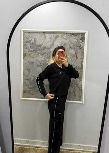 Siyah Yüksek Yakalı Kadın Eşofman Takımı - Görsel 3